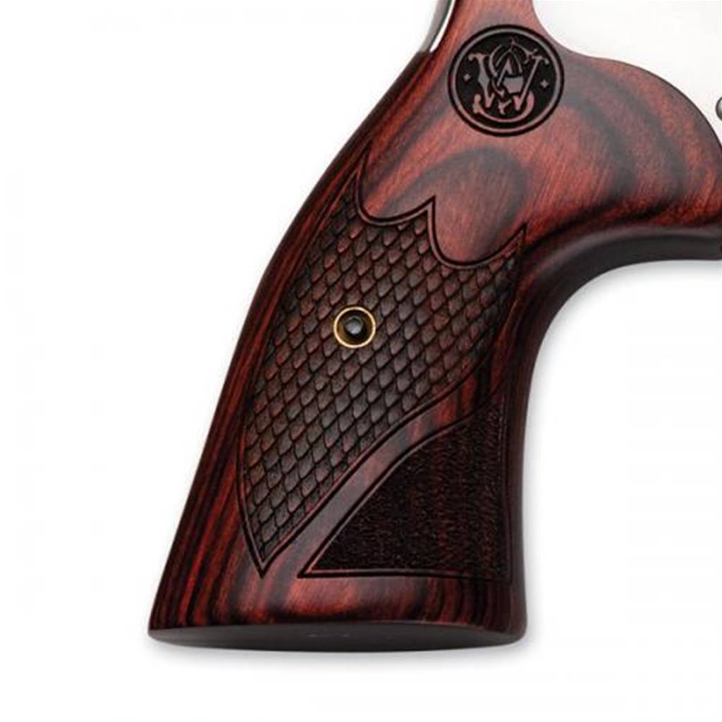 Smith & Wesson Model 686 Deluxe Plus 357 Magnum Stainless Wood